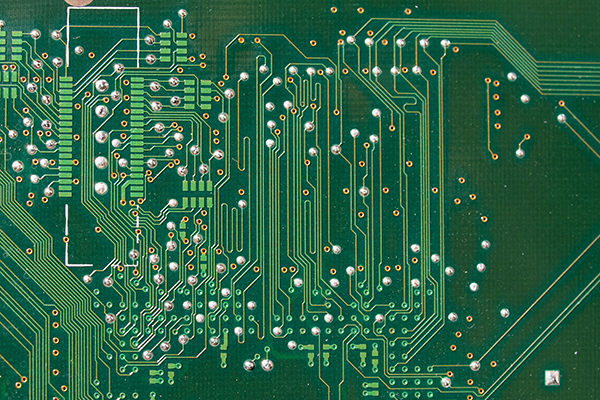 PCB Neden Yeşildir?